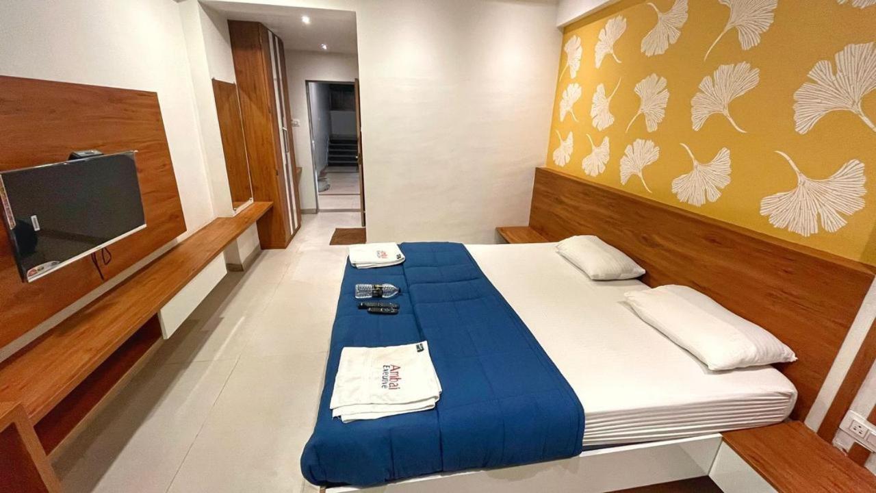 Tuljapur Hotel Ambai Executive מראה חיצוני תמונה